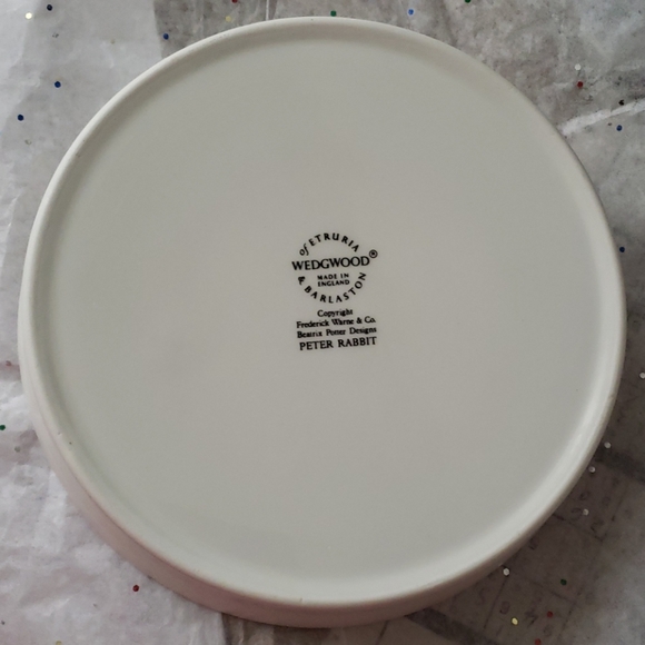 (2) Wedgwood Peter Rabbit Cup and Porridge Bowl - Picture 15 of 16